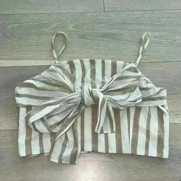 Chrisselle x J.O.A. Sand Stripe front tie zip back crop top sz medium M - Picture 4 of 9